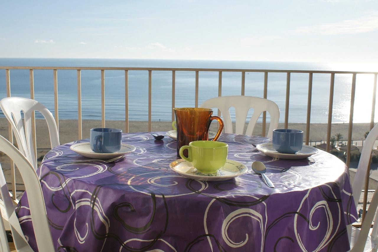 Goldhome - Sylvia - Vistas Espectaculares Al Mar Empuriabrava Ngoại thất bức ảnh